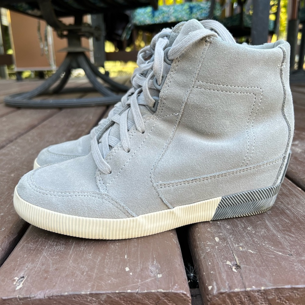 Sorel Out and About Wedge Dove Quarry Waterproof